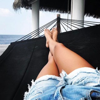 Aisha Sharma feet photo 7