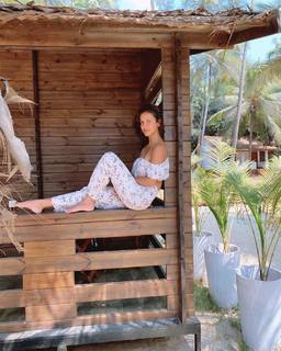 Aisha Sharma feet photo 18