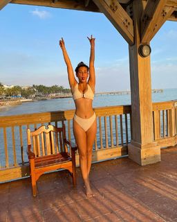 Aisha Sharma feet photo 12