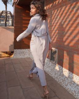 Aisha Sharma feet photo 7