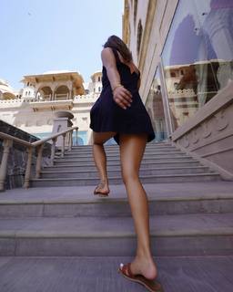 Aisha Sharma feet photo 2