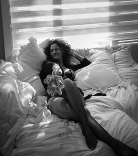 Aisha Sharma feet photo 15