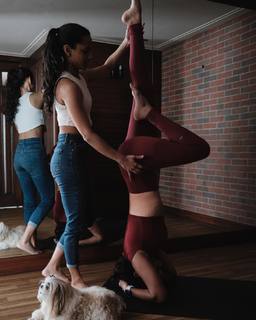 Aisha Sharma feet photo 11