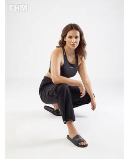 Aisha Sharma feet photo 4