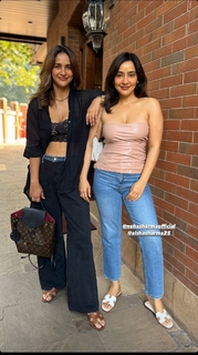 Aisha Sharma feet photo 14