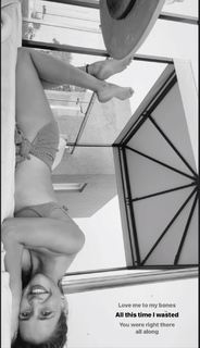 Aisha Sharma feet photo 18