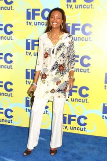 Aisha Tyler feet photo thumbnail