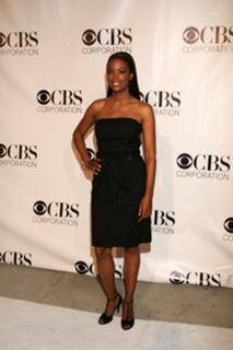 Aisha Tyler feet photo thumbnail