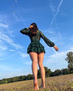 Aishah Sofey feet photo thumbnail