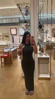 Aishah Sofey feet photo thumbnail