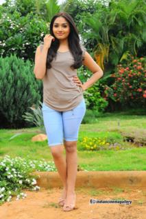 Aishwarya Devan feet photo 3