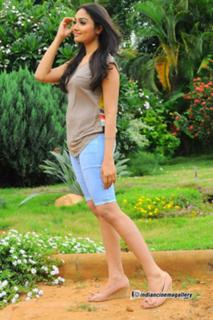Aishwarya Devan feet photo 16
