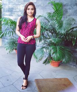 Aishwarya Devan feet photo 7