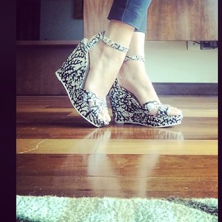 Aishwarya Devan feet photo 5