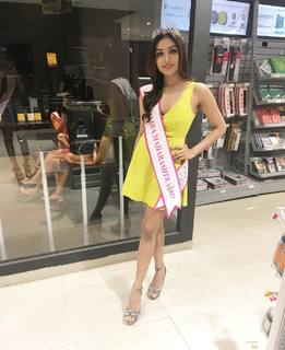 Aishwarya Devan feet photo 18