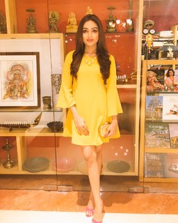 Aishwarya Devan feet photo 11