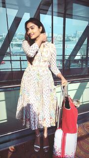 Aishwarya Devan feet photo 16