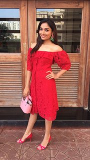 Aishwarya Devan feet photo 12
