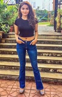 Aishwarya Devan feet photo 20