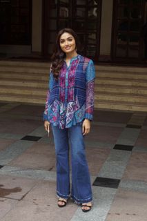 Aishwarya Devan feet photo 4