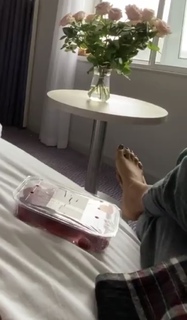 Aishwarya Lekshmi feet photo thumbnail
