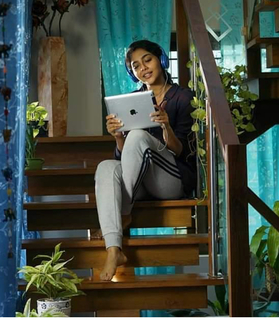 Aishwarya Lekshmi feet photo thumbnail