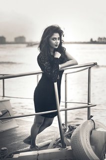 Aishwarya Lekshmi feet photo thumbnail