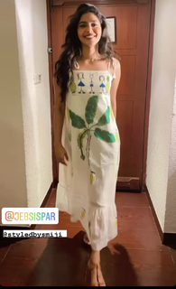Aishwarya Lekshmi feet photo thumbnail