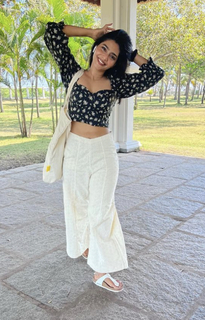 Aishwarya Lekshmi feet photo thumbnail