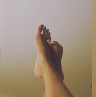 Aishwarya Lekshmi feet photo thumbnail