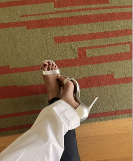 Aishwarya Lekshmi feet photo thumbnail