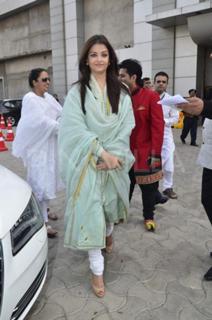 Aishwarya Rai Bachchan feet photo thumbnail