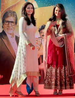 Aishwarya Rai Bachchan feet photo thumbnail