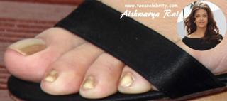 Aishwarya Rai Bachchan feet photo thumbnail