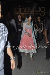 Aishwarya Rai Bachchan feet photo thumbnail