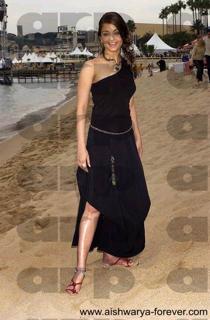 Aishwarya Rai Bachchan feet photo thumbnail