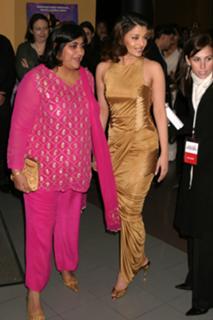 Aishwarya Rai Bachchan feet photo thumbnail