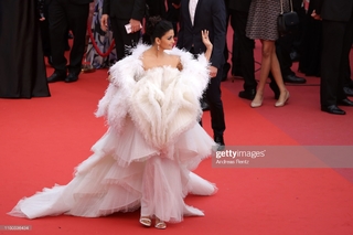Aishwarya Rai Bachchan feet photo thumbnail
