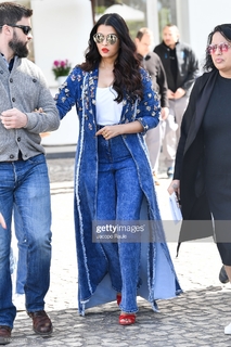 Aishwarya Rai Bachchan feet photo thumbnail