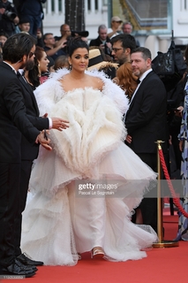 Aishwarya Rai Bachchan feet photo thumbnail