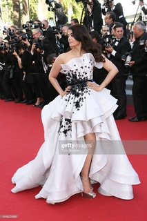 Aishwarya Rai Bachchan feet photo thumbnail