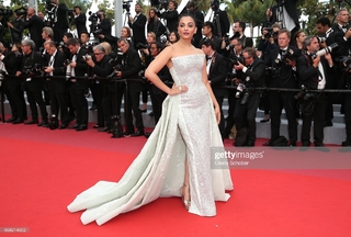Aishwarya Rai Bachchan feet photo thumbnail