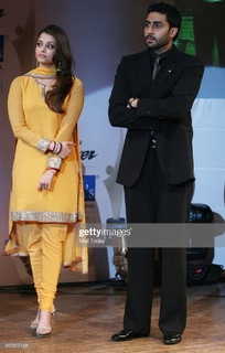 Aishwarya Rai Bachchan feet photo thumbnail