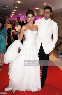 Aishwarya Rai Bachchan feet photo thumbnail