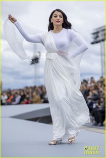 Aishwarya Rai Bachchan feet photo thumbnail
