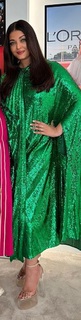 Aishwarya Rai Bachchan feet photo thumbnail