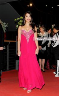 Aishwarya Rai Bachchan feet photo thumbnail