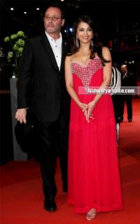 Aishwarya Rai Bachchan feet photo thumbnail