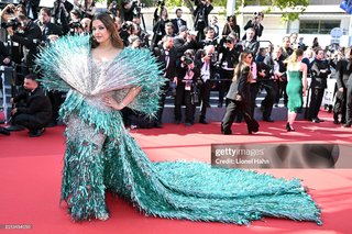 Aishwarya Rai Bachchan feet photo thumbnail