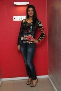Aishwarya Rajesh feet photo 3